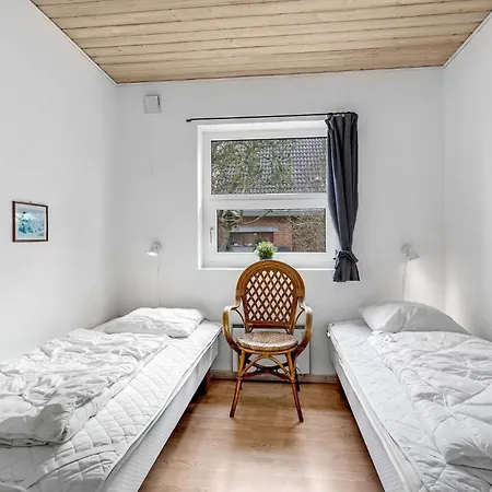 Holiday home 3 Bedroom Beautiful In Romo